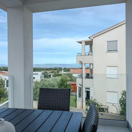 Rahat Appartement Ližnjan