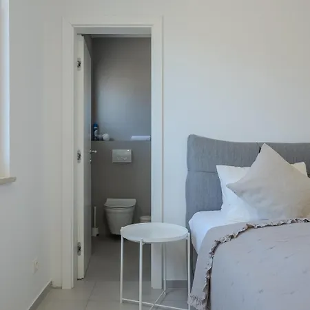 Rahat Appartement Ližnjan